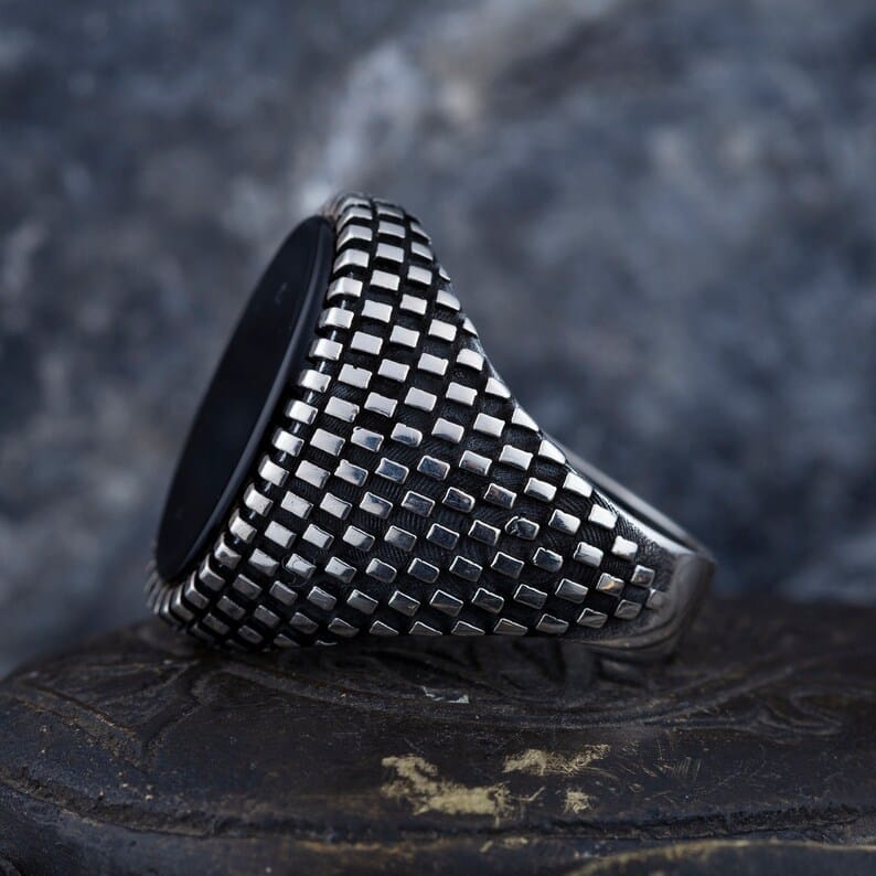 Patterned Silver Ring For Men's Patterned Silver Ring For Men's zamzaria 